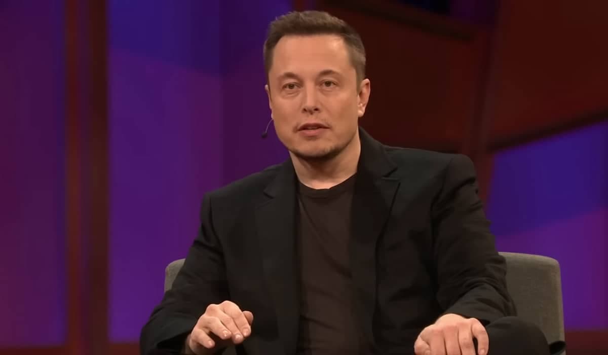 Elon Musk planeja concorrência ao ChatGPT
