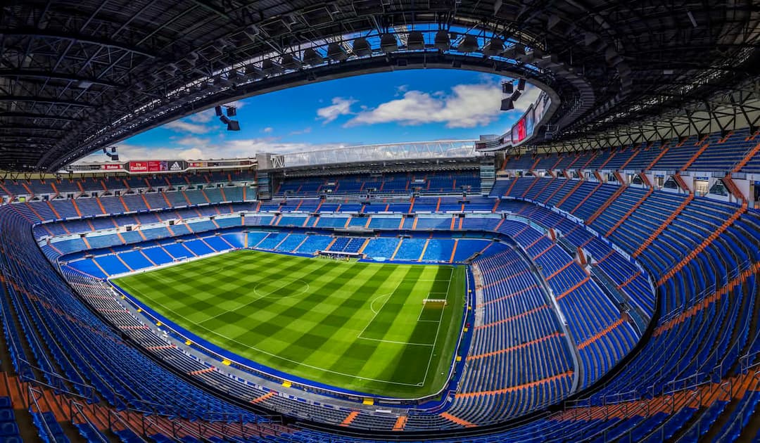 Vini Jr. joga? Real Madrid divulga escalação oficial para enfrentar o Benfica com novidades no 11 inicial