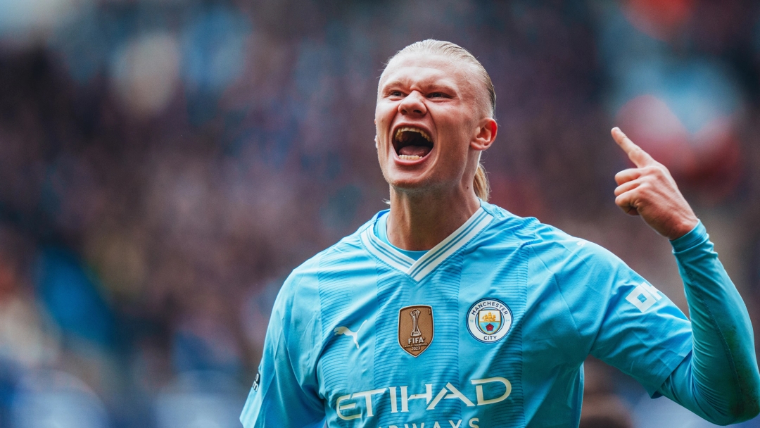 Manchester City vira sobre o Liverpool em Anfield e vence por 2 a 1; Confira os gols