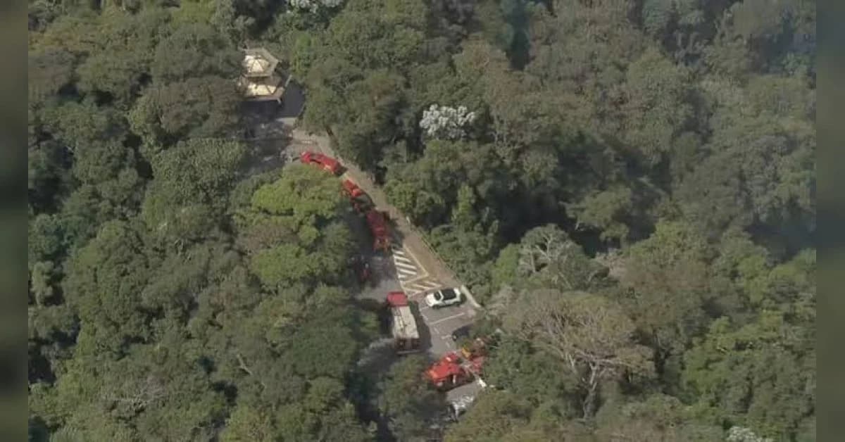 Queda de helicóptero na Vista Chinesa deixa quatro mortos no Rio de Janeiro