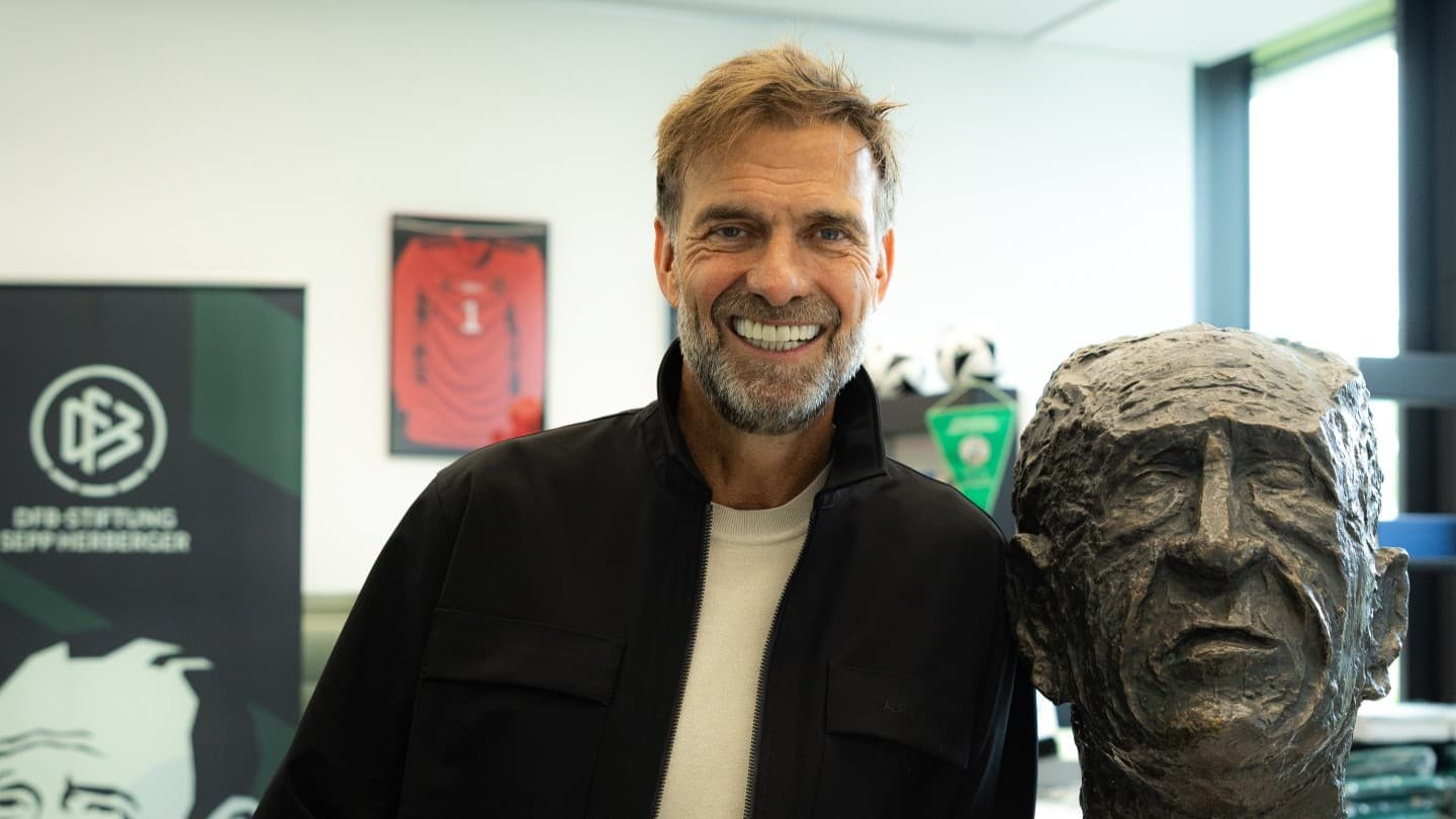 Holanda x Alemanha abre a Data FIFA com duelo de estreias entre Xavi e Klopp
